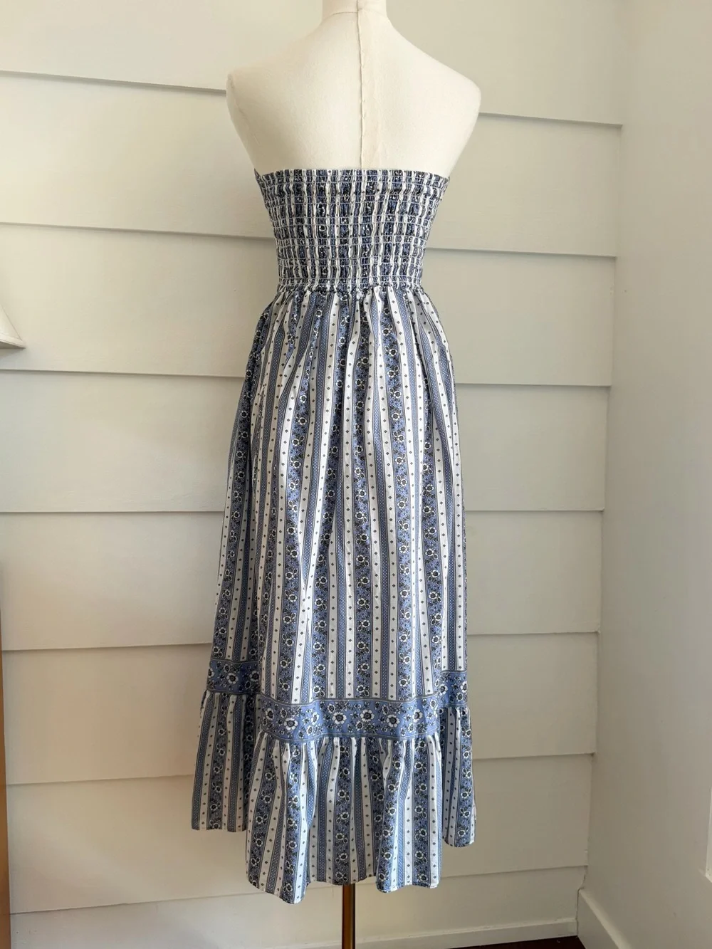 Max Studio Strapless Midi Dress in Blue Heritage Ribbon size S
